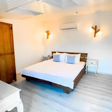 Pupa Alacati Butik Çeşme