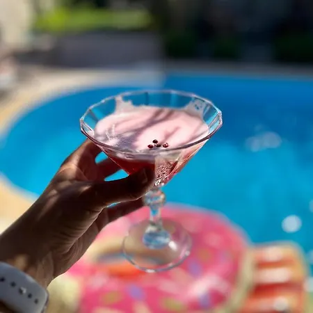 Pupa Alacati Butik فندق